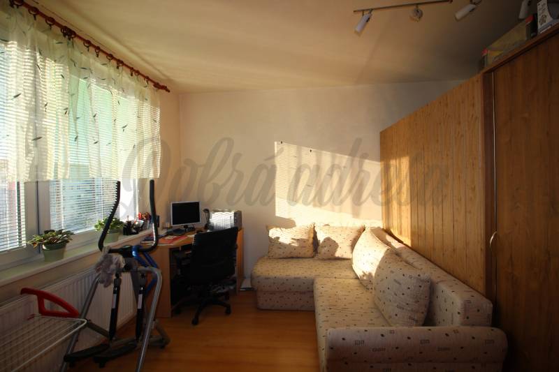 PREDAJ veľký 2-izb.byt 67 m2 Nitra-Klokočina